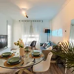 Black Level, 30m Playa, Pool, Wifi