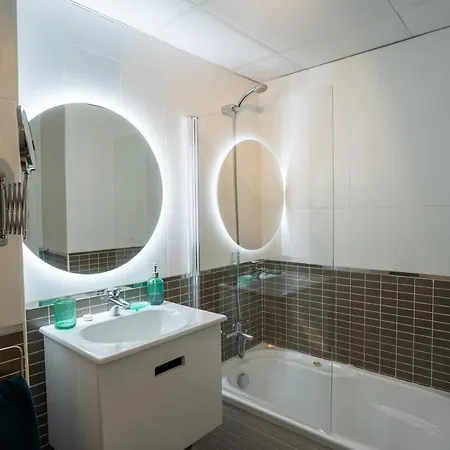Appartement Black Level, 30m Playa, Pool, Wifi